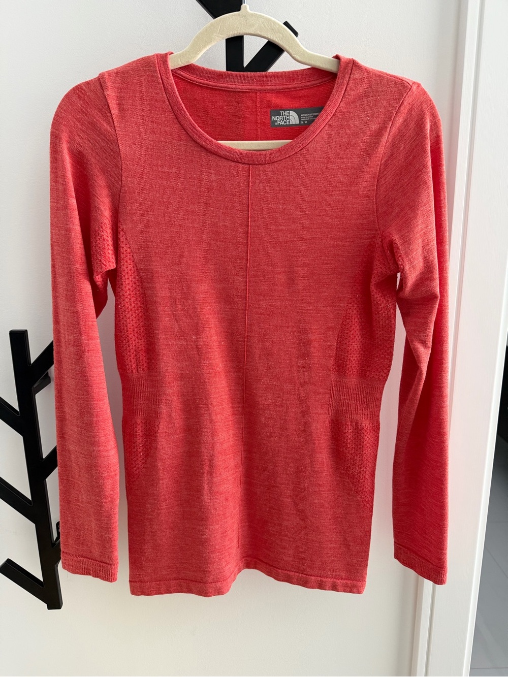The North Face Women's Coral Scoop Neck Long-Sleeve Sweater